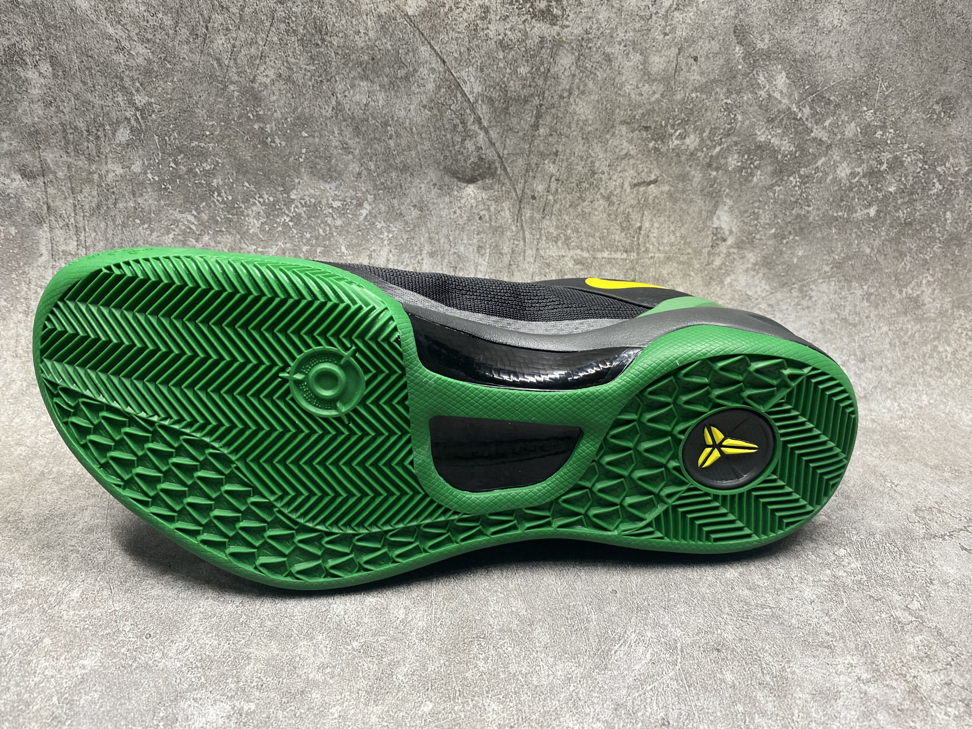 UA Nike Kobe 8 Protro