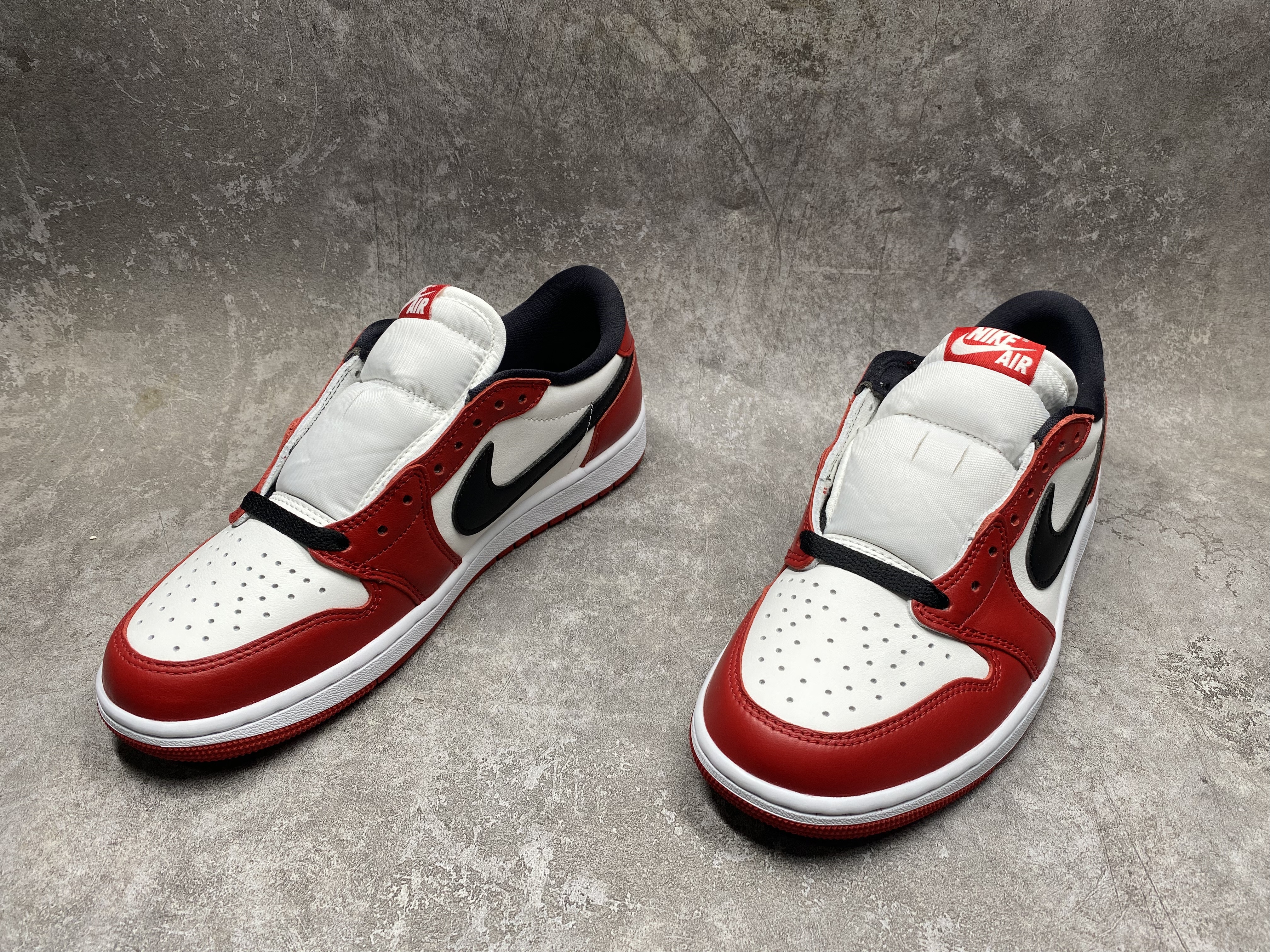 UA Air Jordan 1 Retro Low OG Chicago (2025)