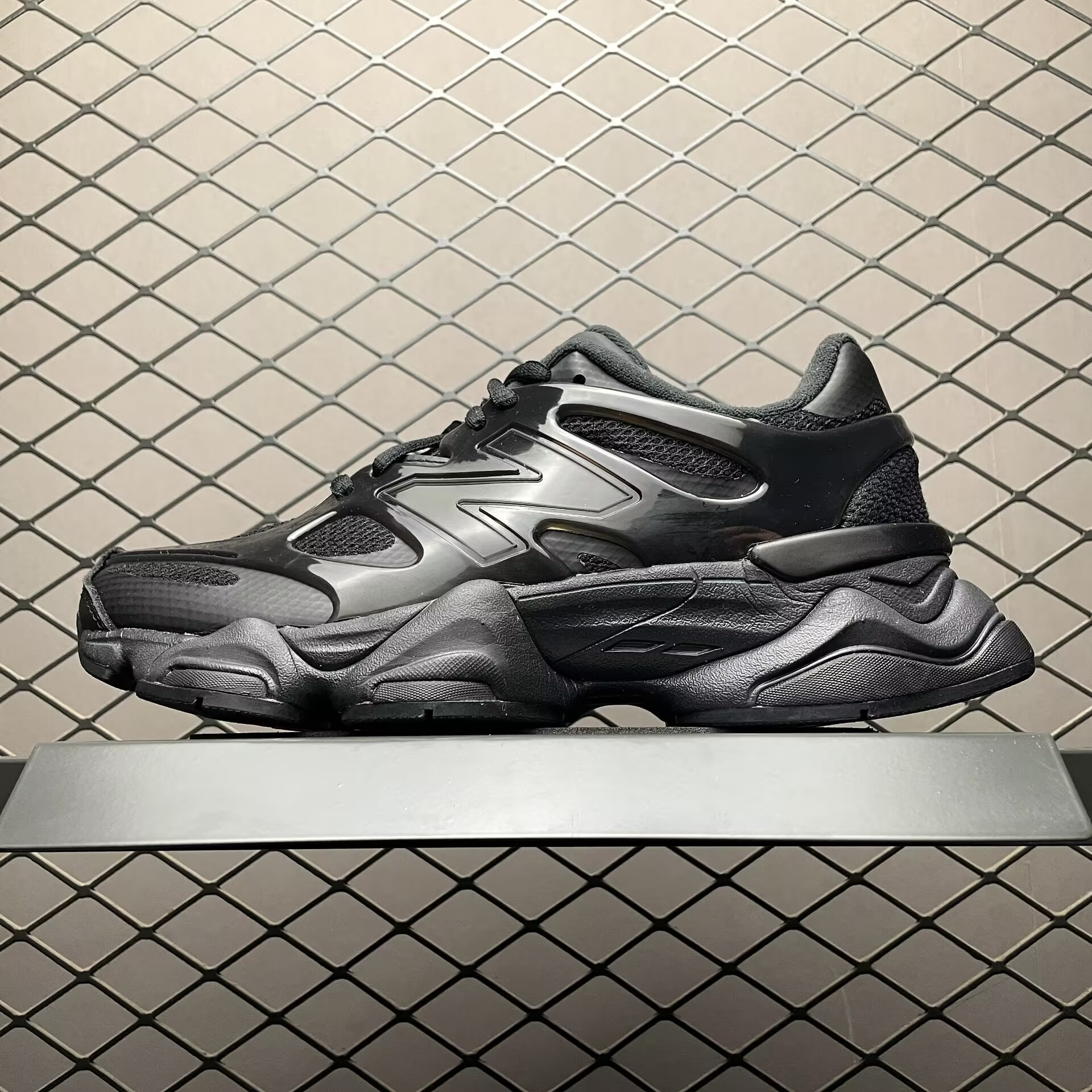 UA New Balance 9060 Sea Stone Black