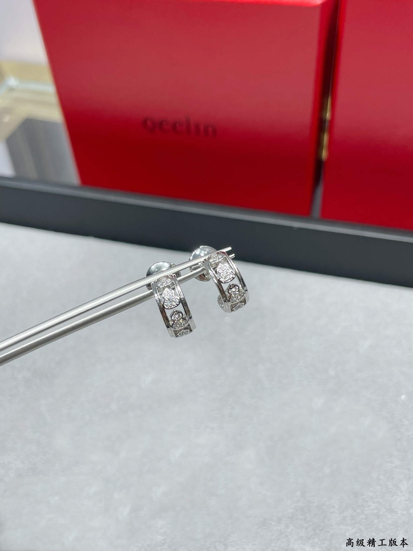 Qeelin Circle Gourd Earrings