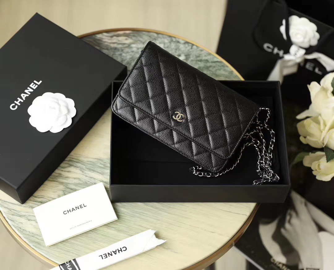 Ch*el woc caviar silver