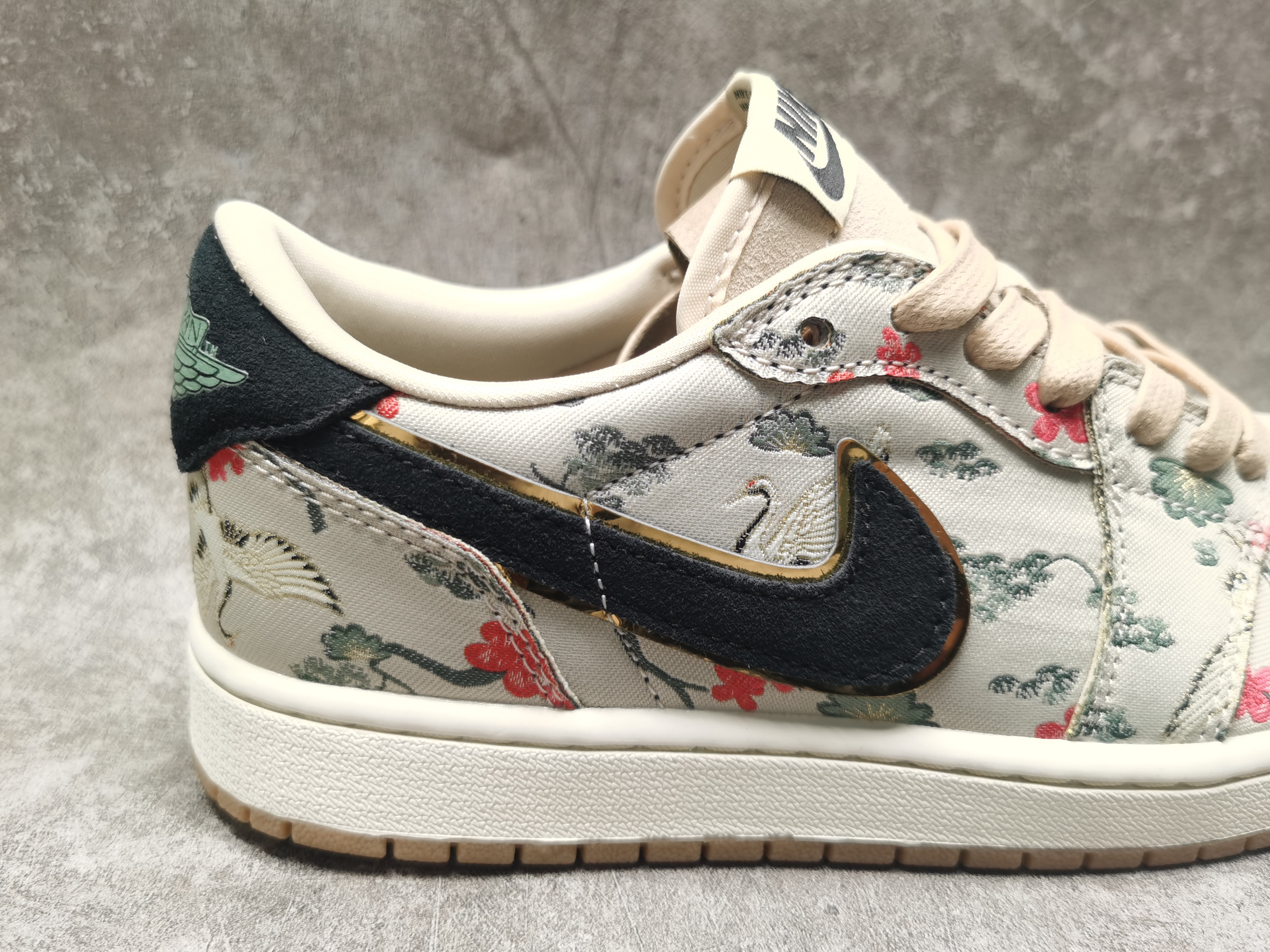 UA Jordan 1 Retro Low OG