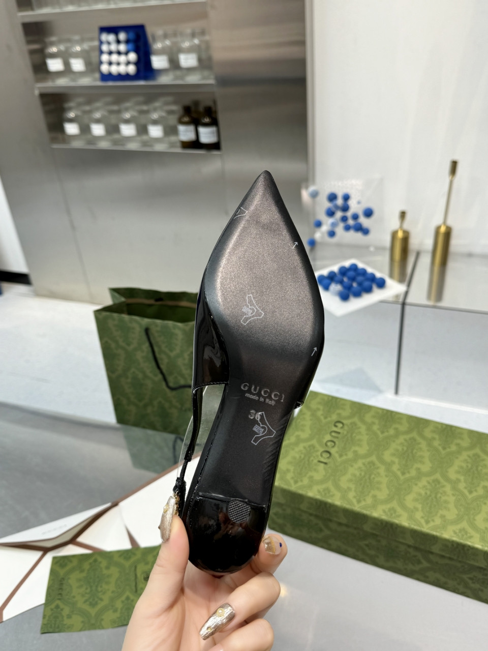 G*u*i signoria slingback pump mid-heel shoes