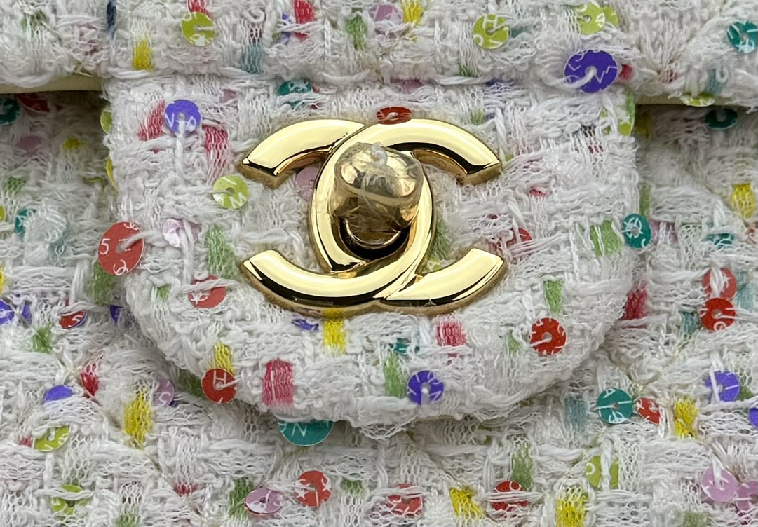 Ch*el mini classic 11.12 handbag 25 15.5 × 25.5 × 6.5 cm