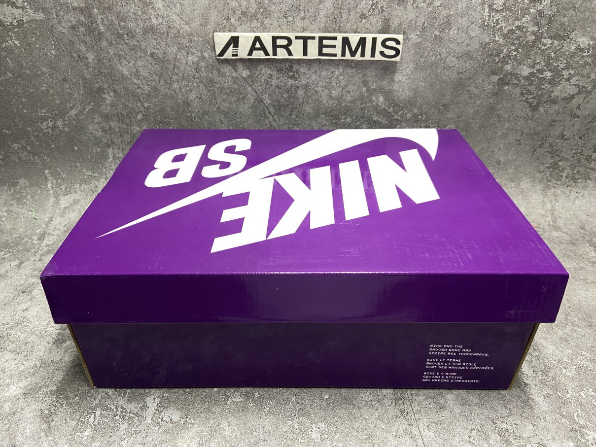 Nike SB Dunk High Invert Celtics