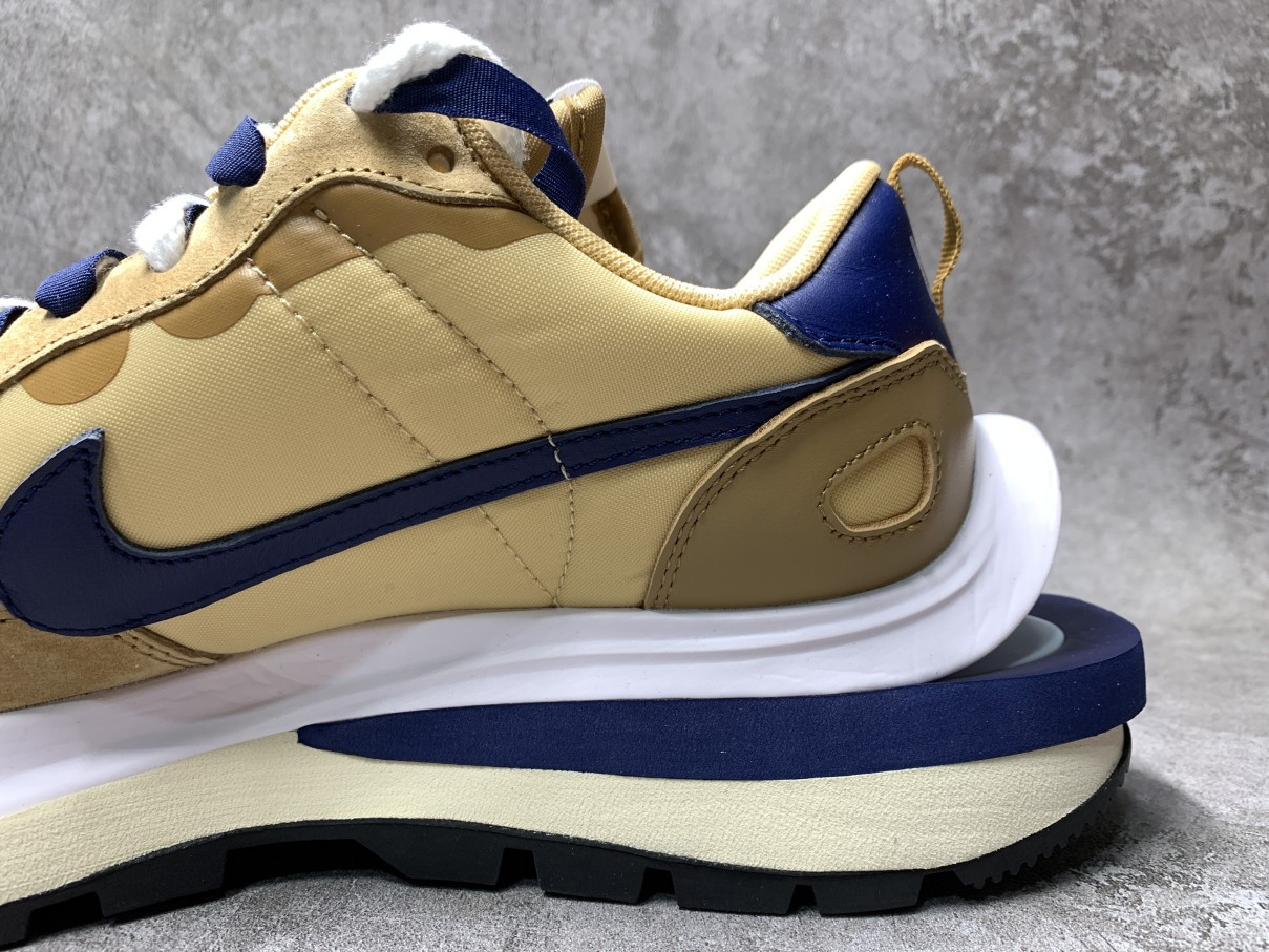 Nike Vaporwaffle Sacai Sesame Blue Void