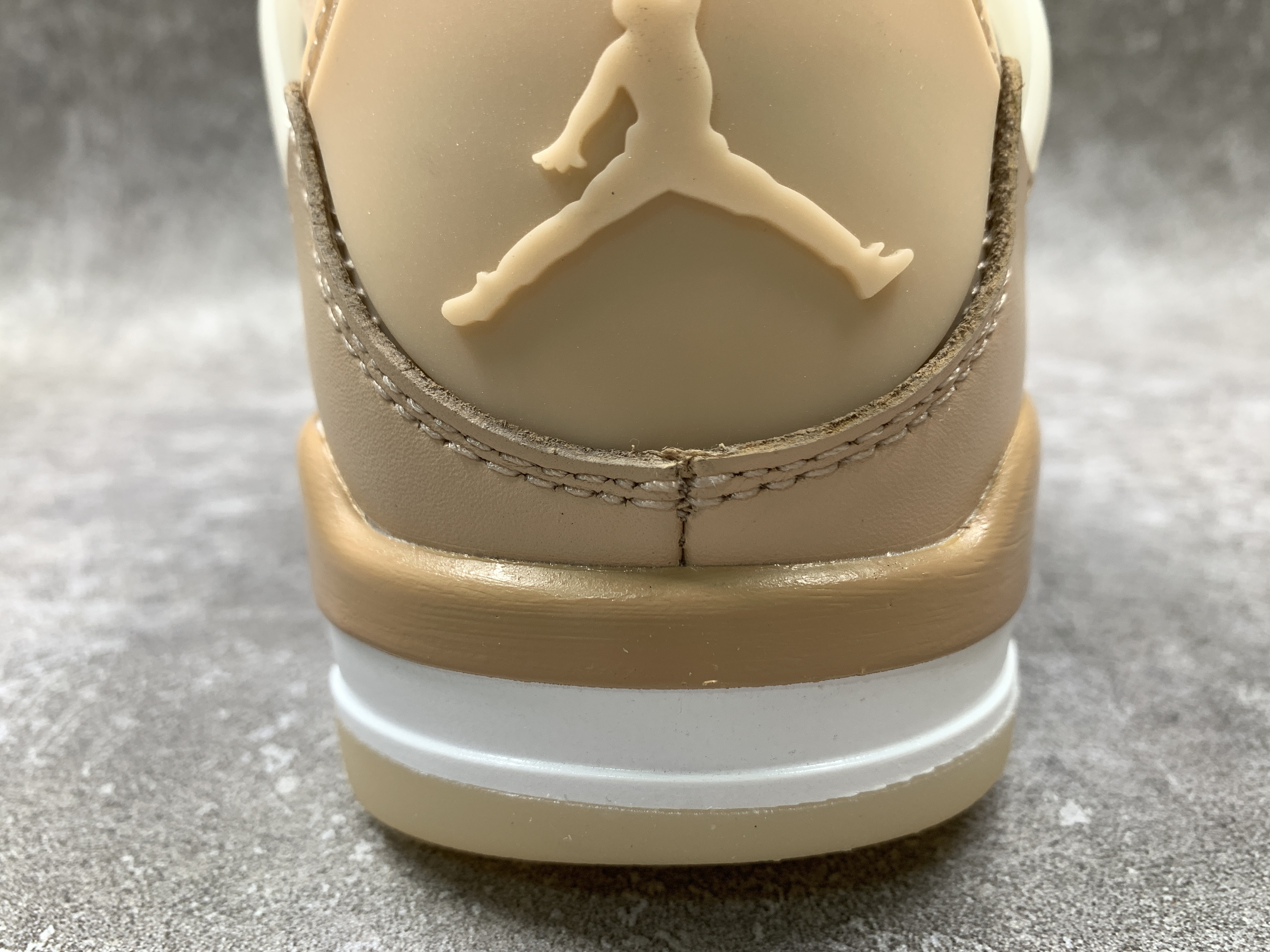 Air Jordan 4 Retro Shimmer