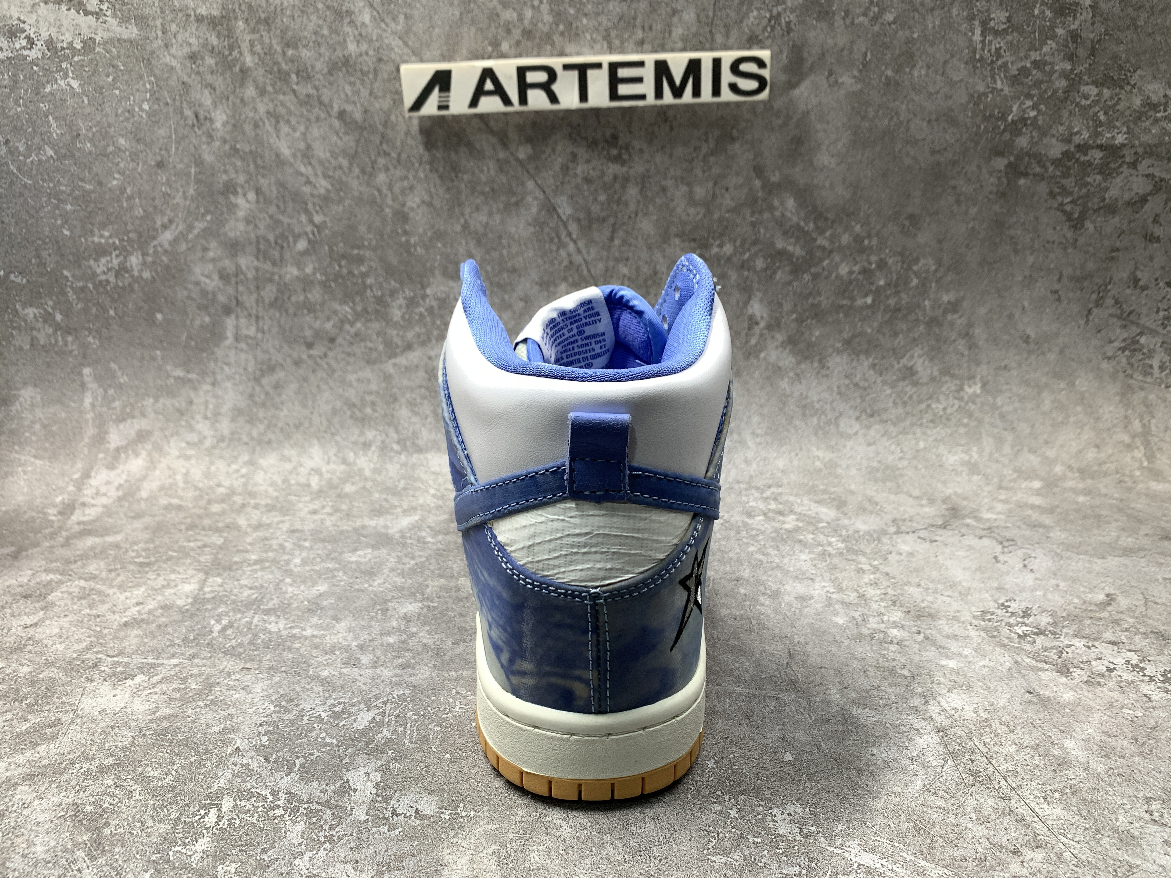 Nike SB Dunk High Carpet Company