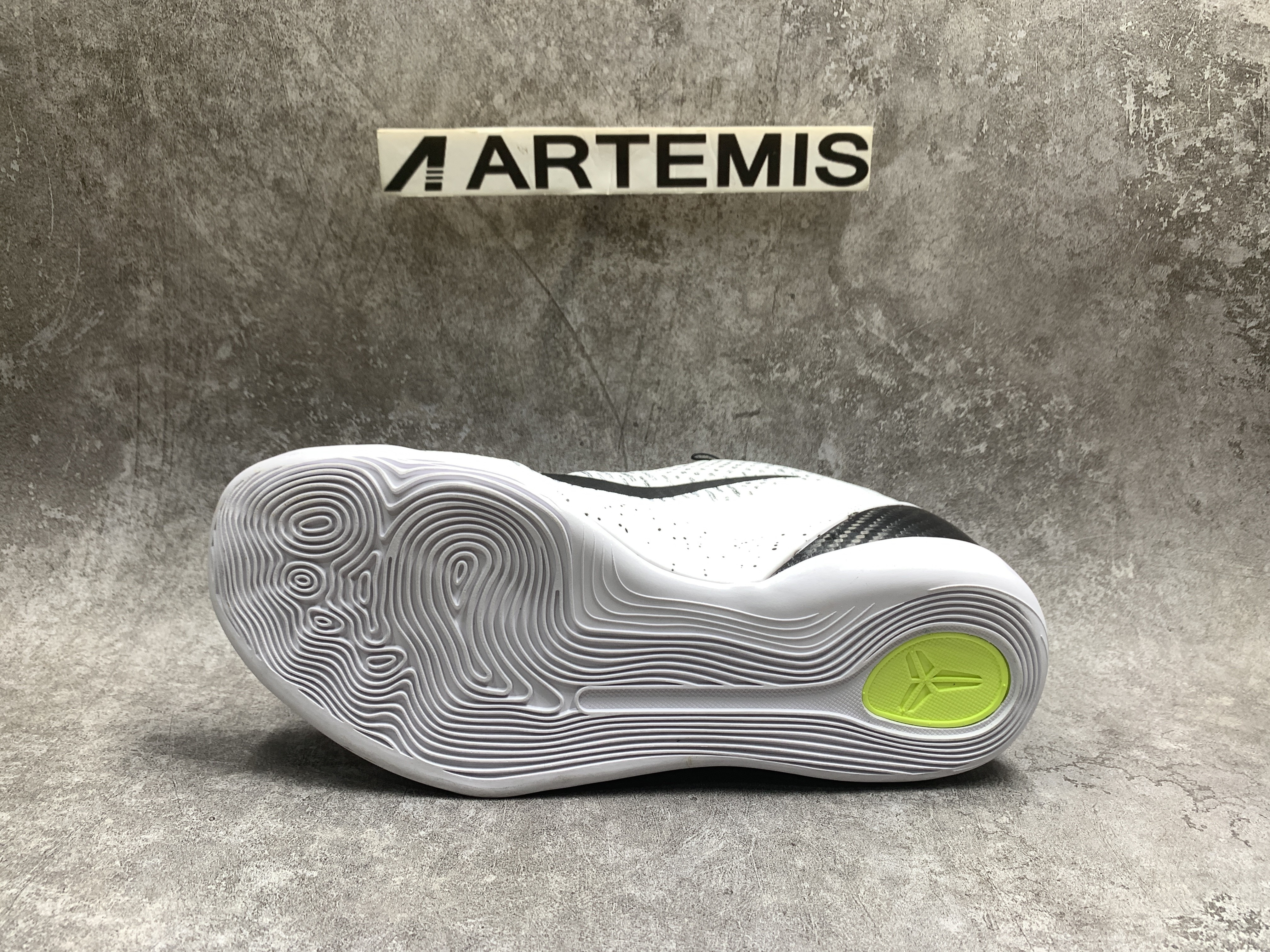 Nike Kobe 9 Elite Low Beethoven