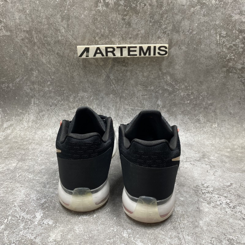 Nike Zoom Kobe 10 Elite Low BHM