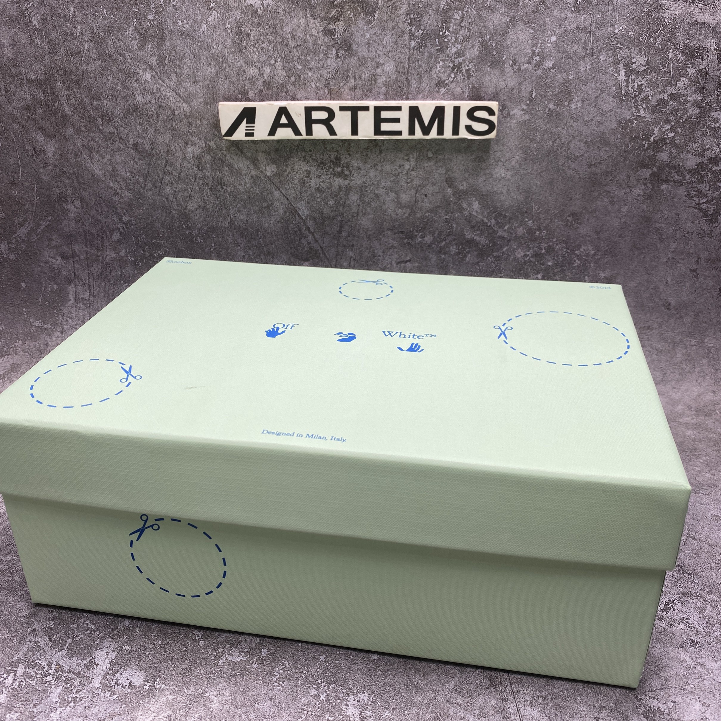 Off White Out Of Office Sneaker in White Lilac