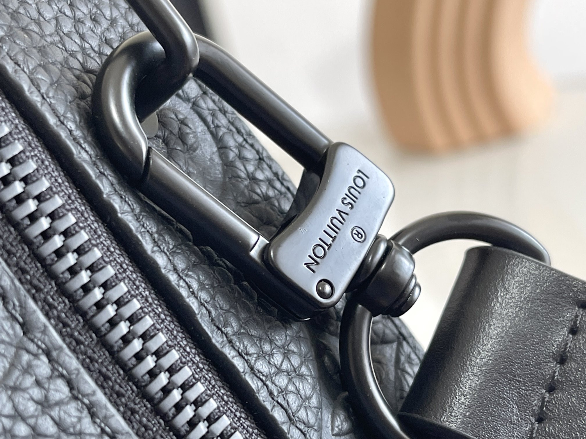 LV M59163 Outdoor Messenger 10.2 x 7.9 x 4.1 inches