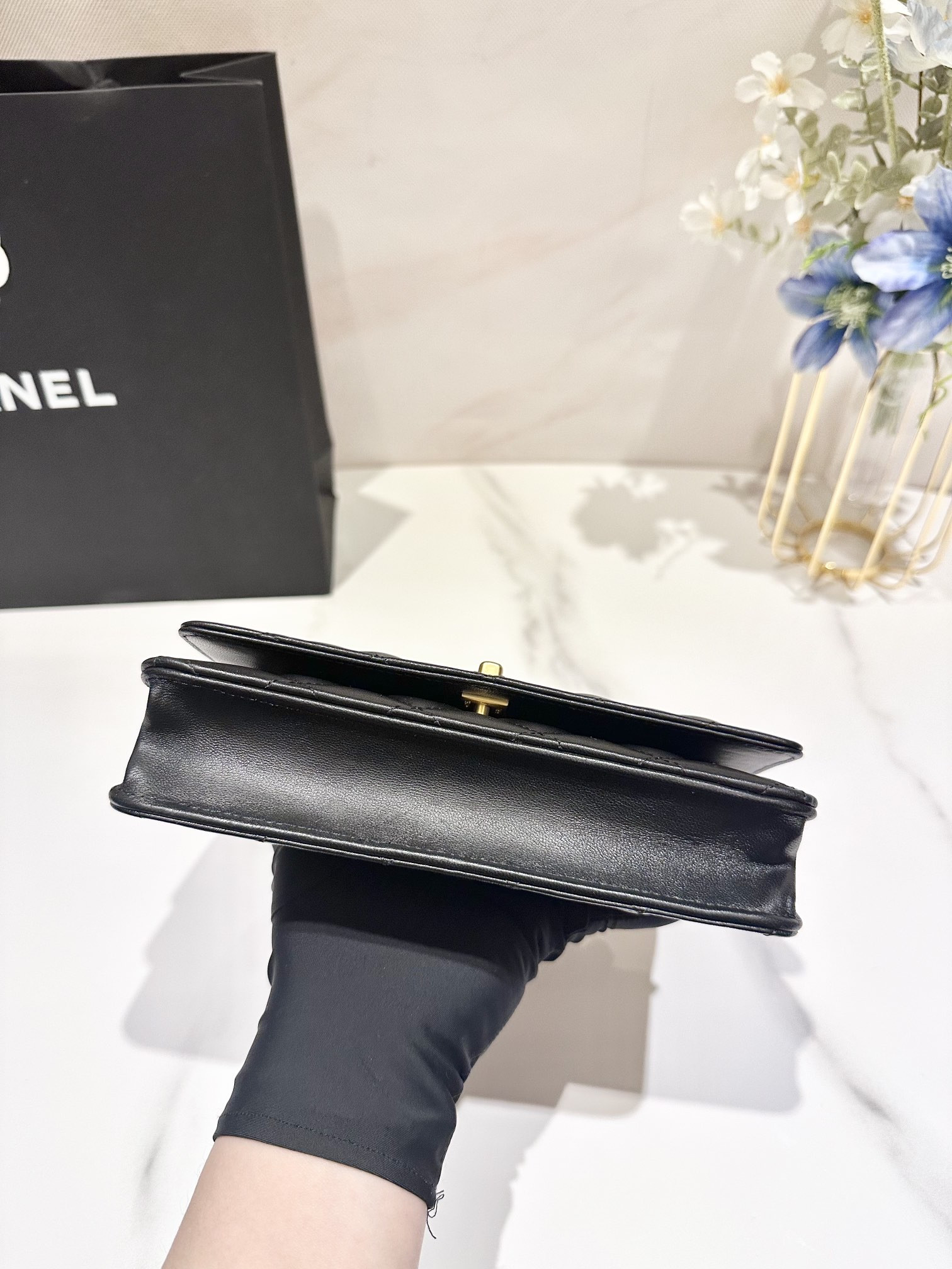 Ch*el classic wallet on chain rhinestone handle 4.8 × 7.5 × 1.4 in