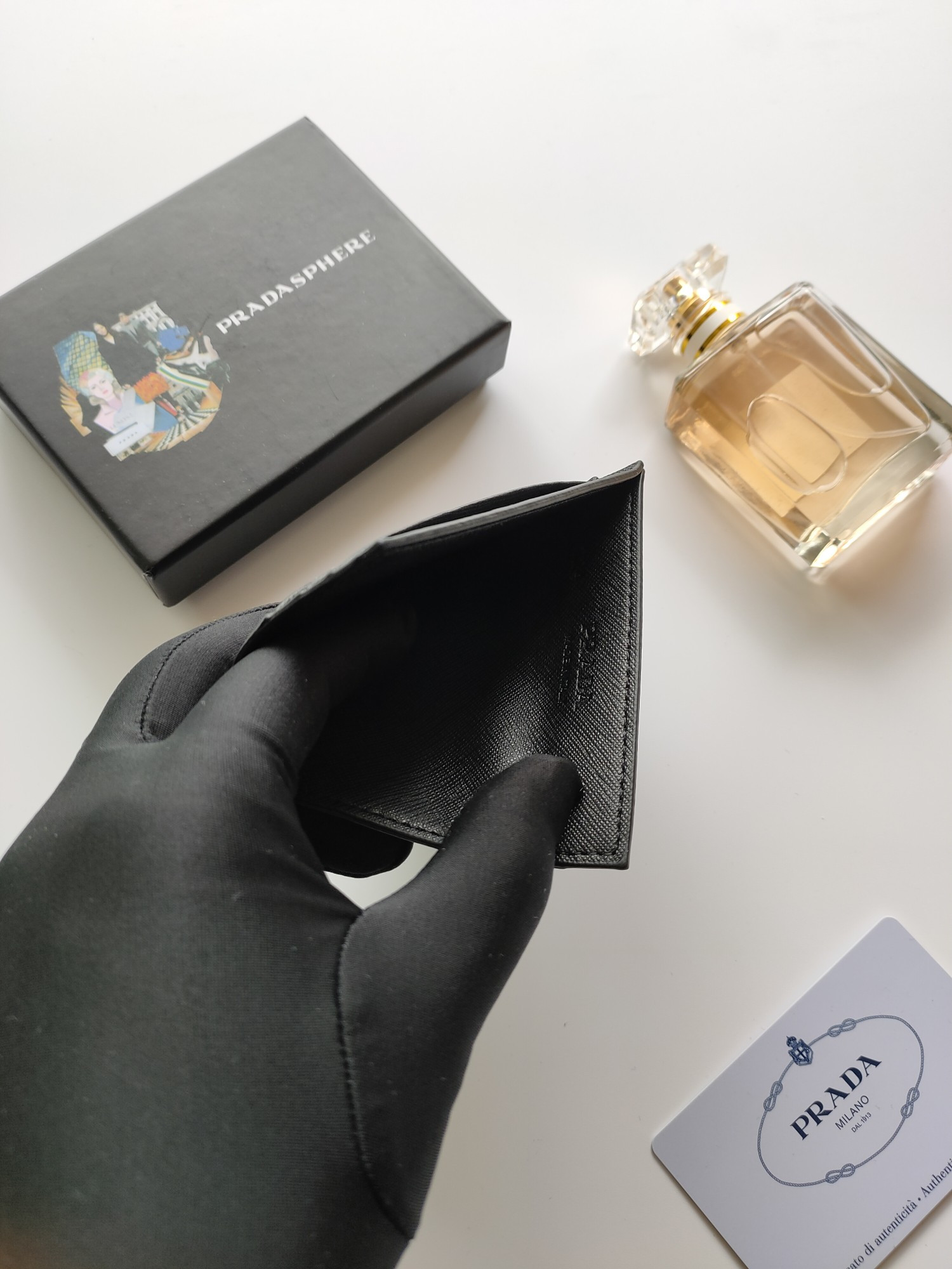 Pra*a card holder 8-10cm