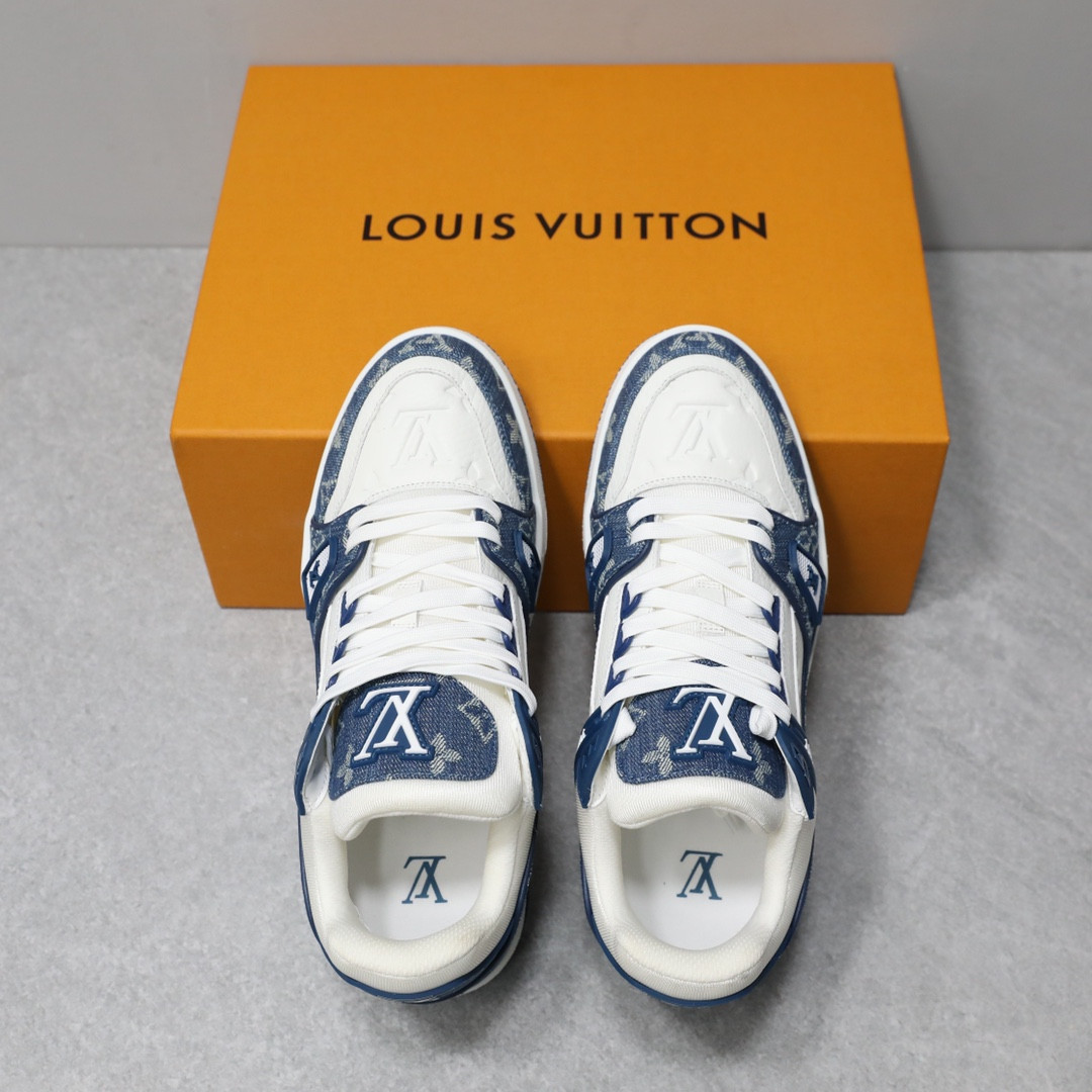 UA LV Trainer Sneaker