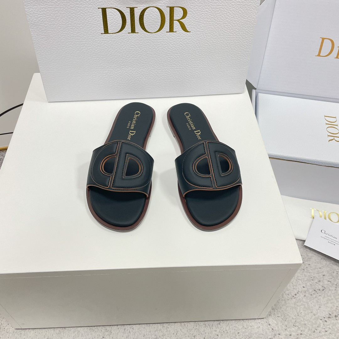ua D*or d-club slide black