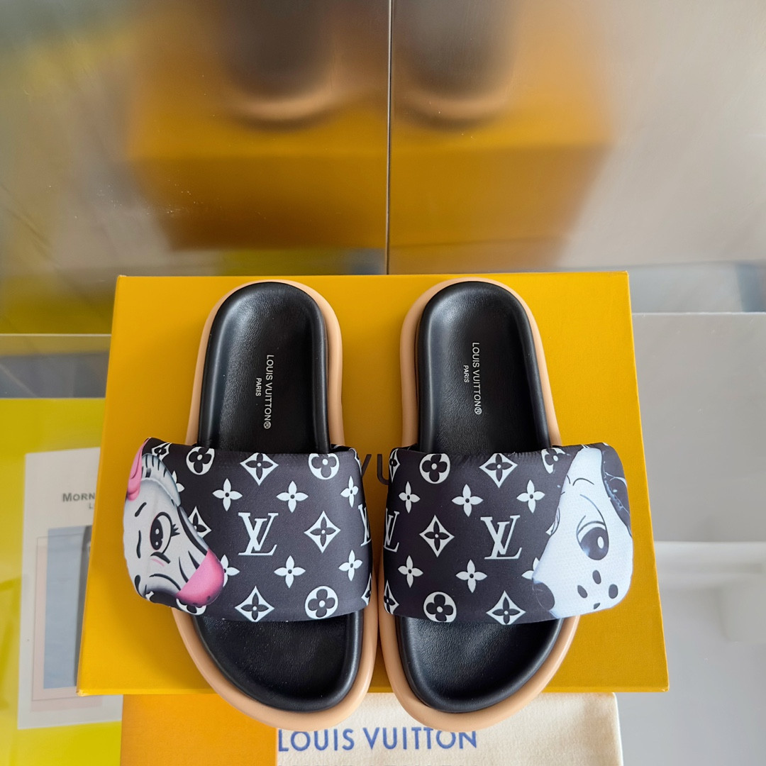 LV Pool Pillow Flat Comfort Mule