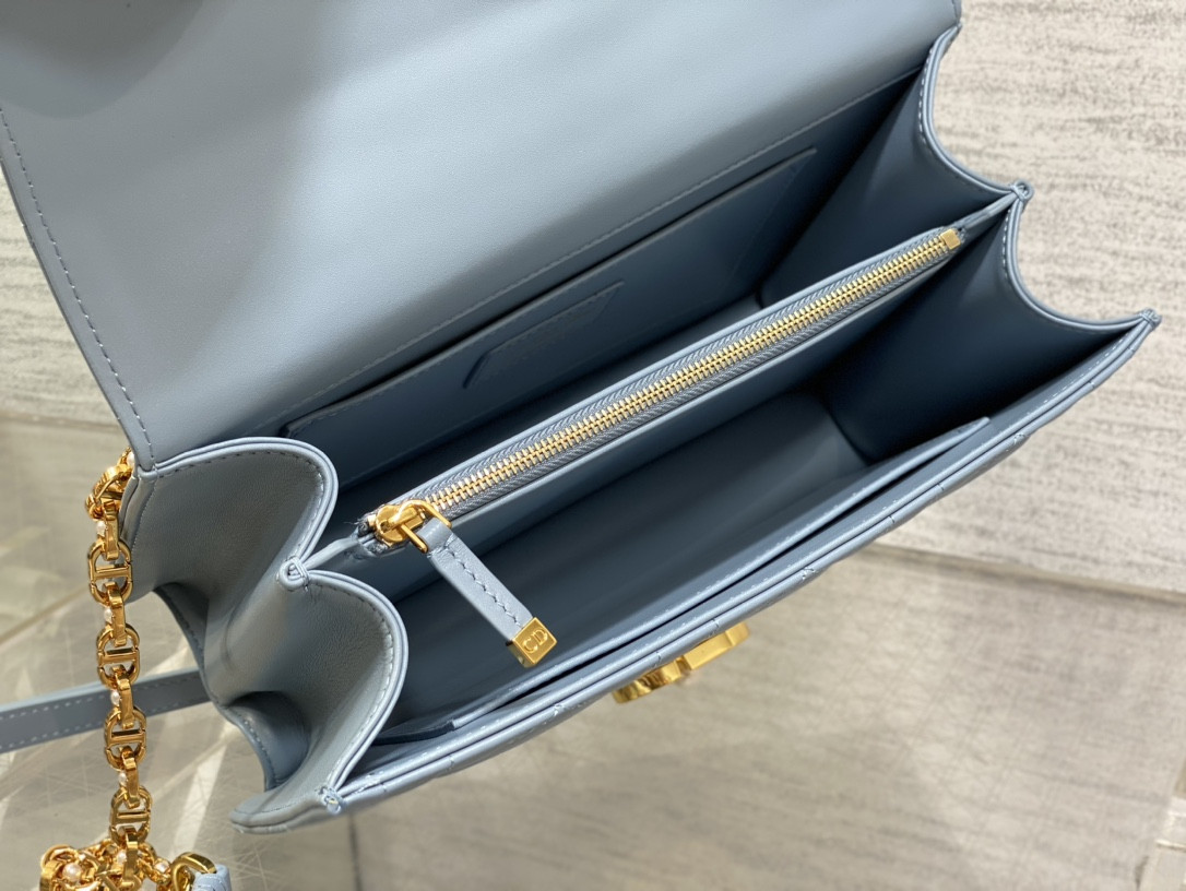 D*or medium D*or ange bag blue latte macrocannage calfskin 26 x 17 x 9 cm