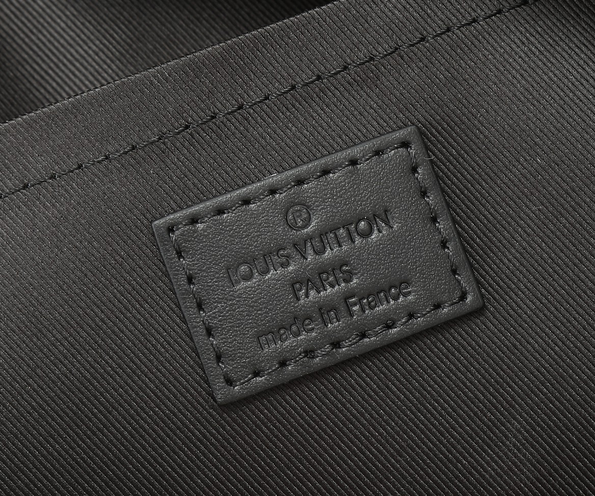 LV Soul Trunk East West M11744 29x17.5x10CM