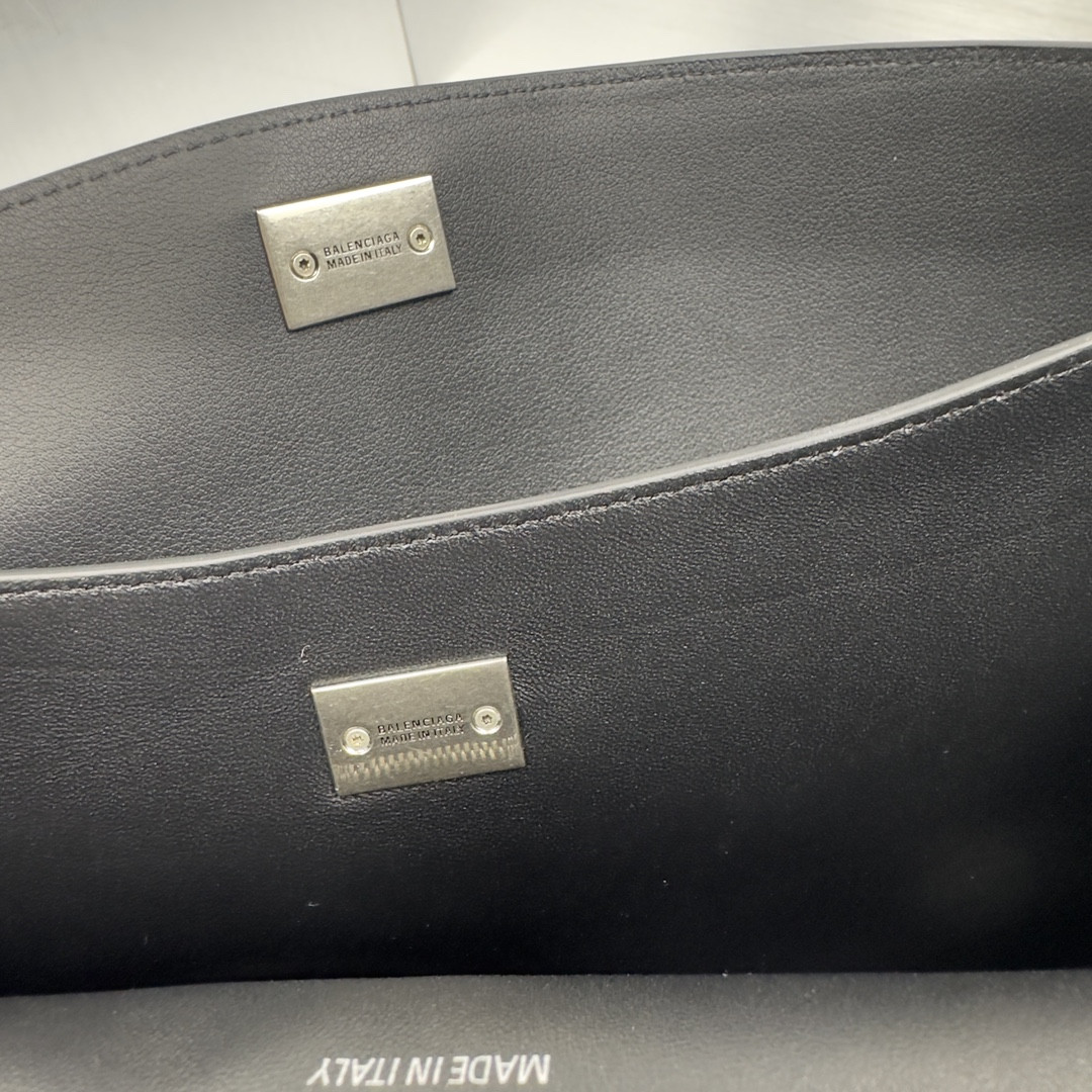 Ba*len*cia*ga rodeo large 39.8x29.9x12.9cm