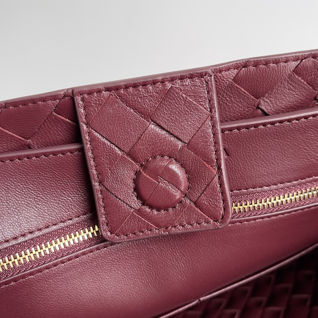 bo*te*ga Ve*ne*ta medium andiamo 32x25x11cm