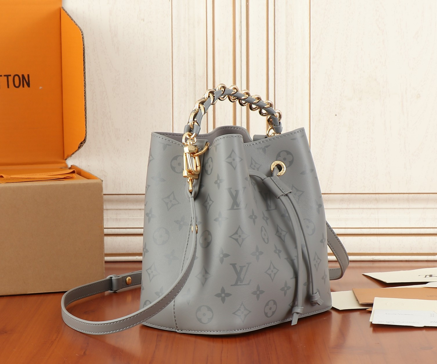 LV Néonoé BB  Monogram Ink M12749 20x20x13CM