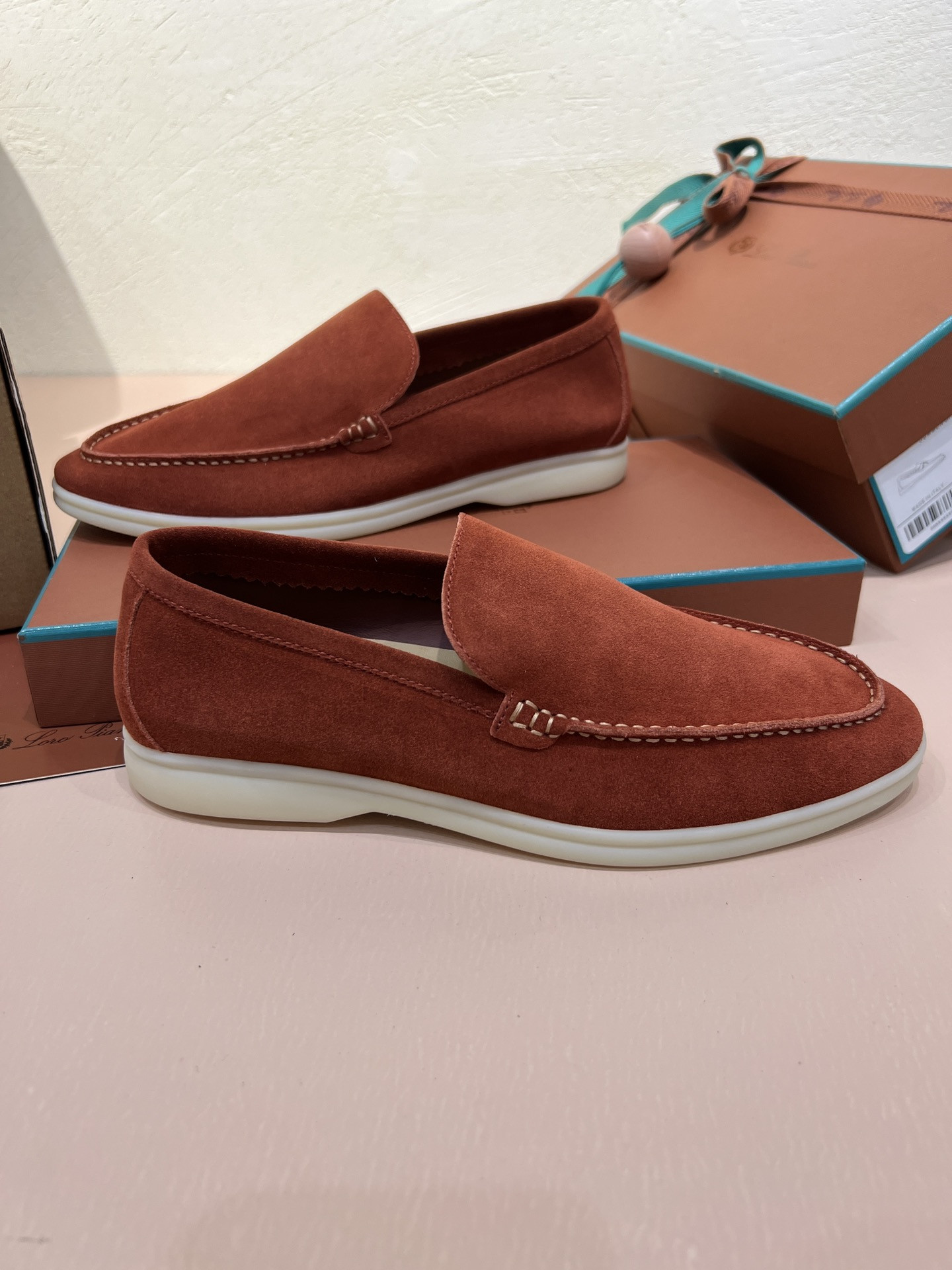 ua L**o p*ana summer walk loafers