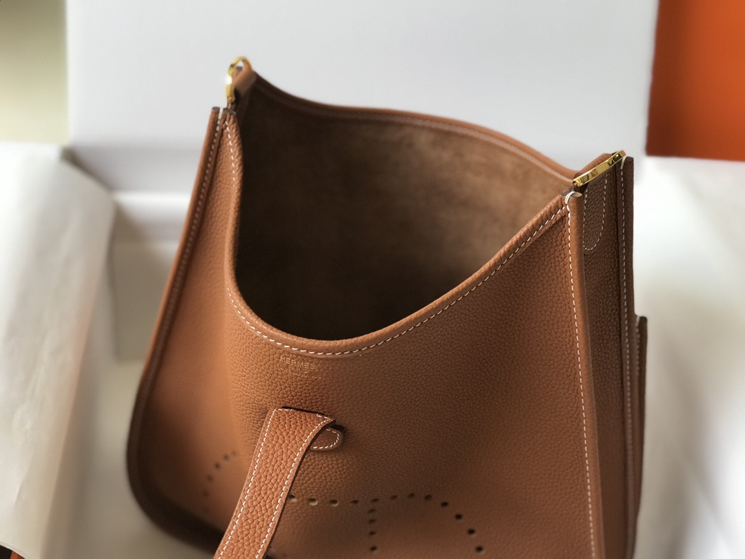 H**me5 evelyne bag 28cm