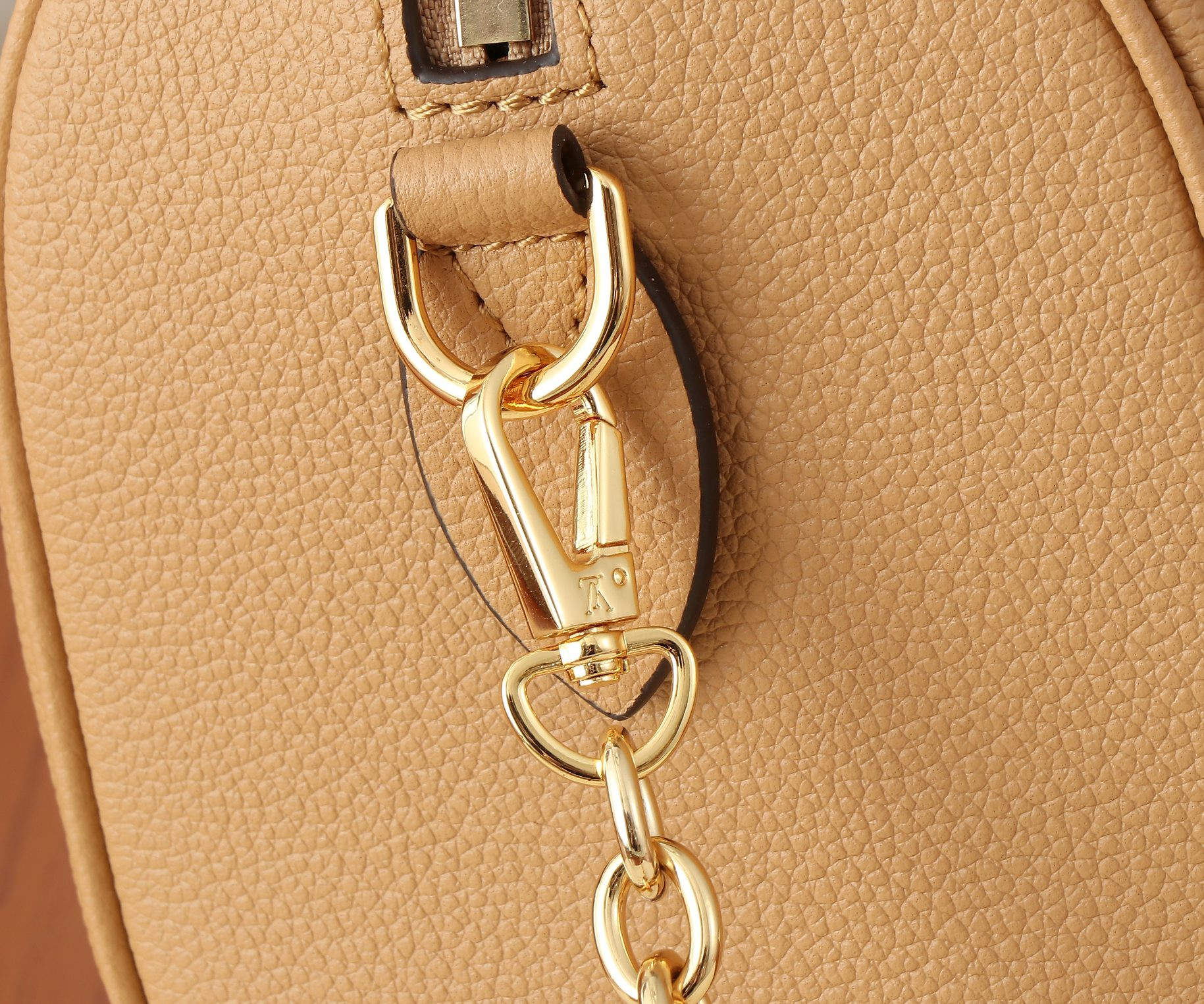 LV Speedy Bandoulière 20 M12713 13.5 x 12 x 20.5 cm