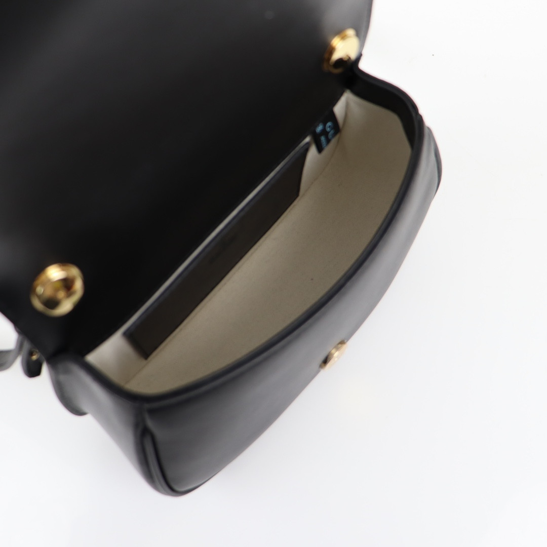 G*u*i small blondie 21.5x11x8cm