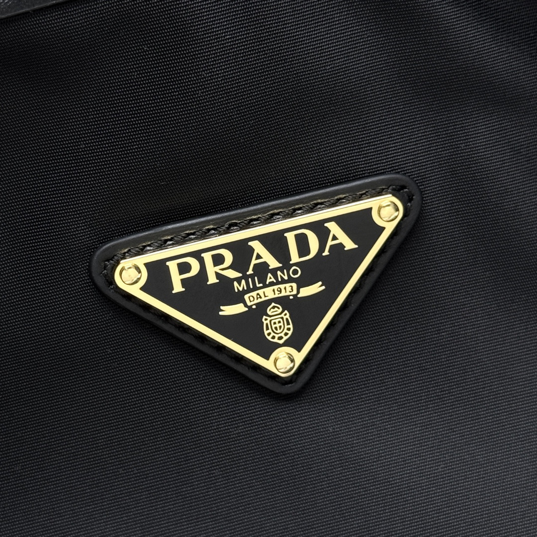 Pra*a mariner large re-nylon shoulder bag 48x39x14cm