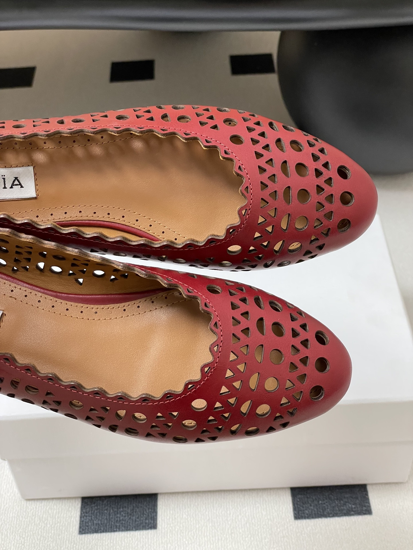UA Alaïa Laser-cut Leather Ballet Flats(Customized Size 7-10 days production time)