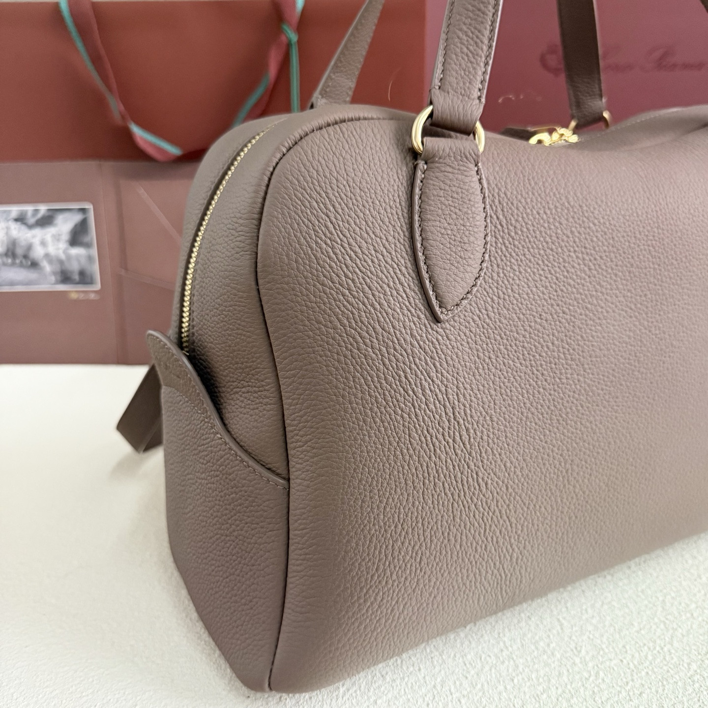 L**o p*ana needle 38x22x16cm